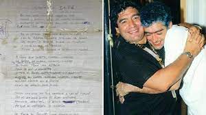 Subastan el manuscrito de “La Mano de Dios”: la canción de Rodrigo inspirada en Diego Maradona